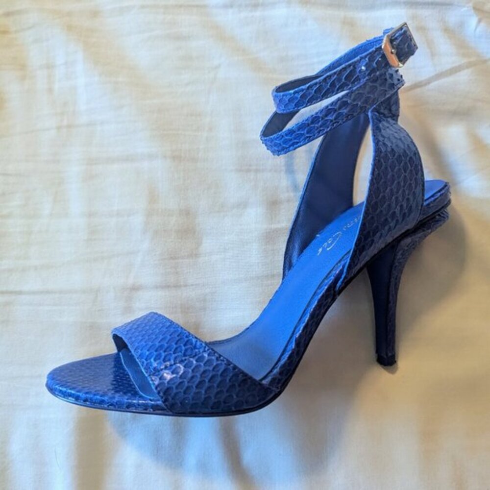 Kenneth Cole Electric Blue Sandra Strappy High Heel Dress Sandals